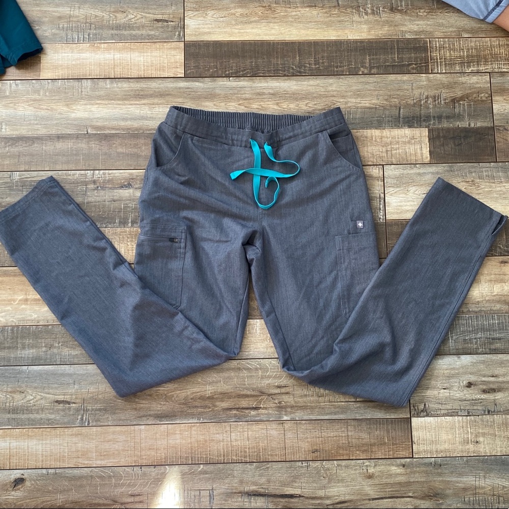 Figs women’s scrub pants